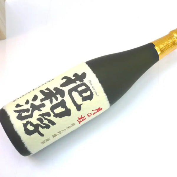 쓰키노 카츠라 "잘 지내세요" 천천히 양조한 준마이 다이긴조 사케 720ml