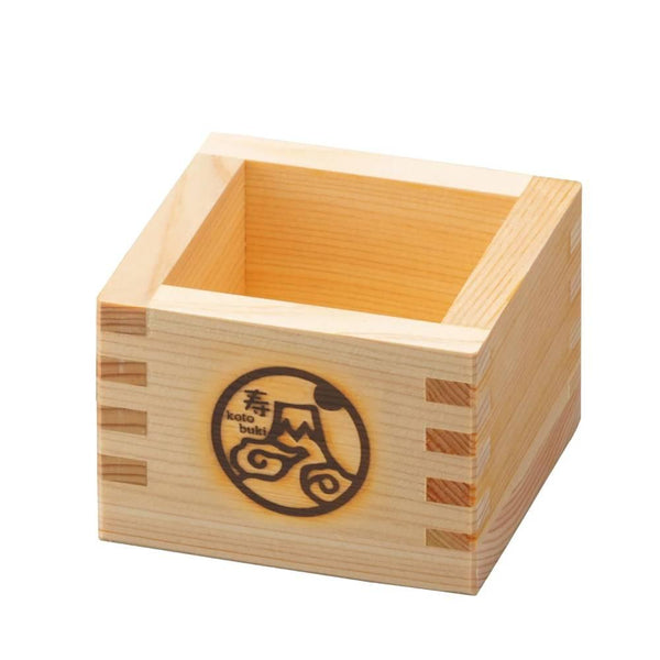 편백나무로 만든 사케잔 후지산 디자인