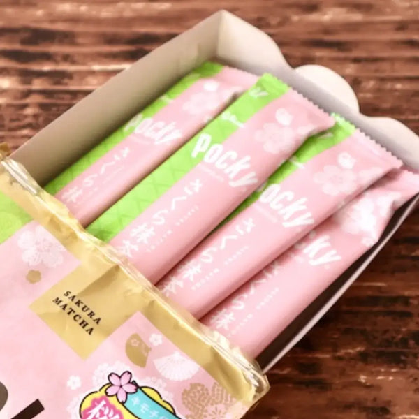 포키 사쿠라 말차 초콜릿 얇은 비스킷 스틱 8ct. (3팩)