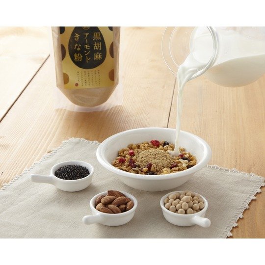 쿠로고마 타쿠세이 검정깨, 아몬드, 콩가루 혼합 250g