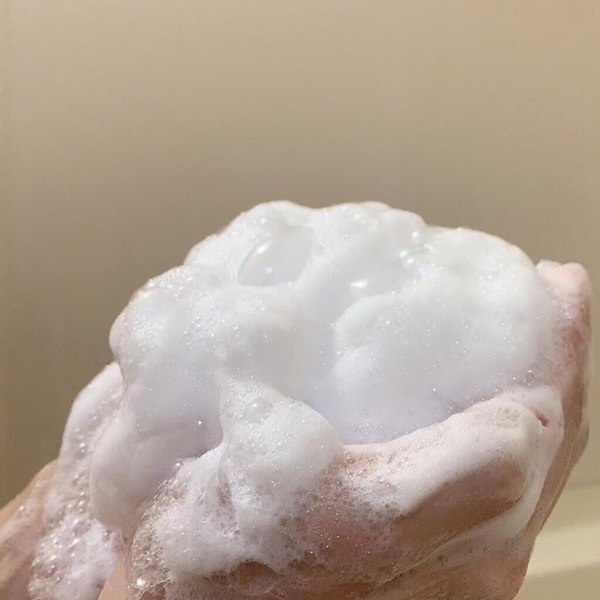 비듬 및 땀냄새를 위한 ULOS 약용 두피 샴푸 300ml
