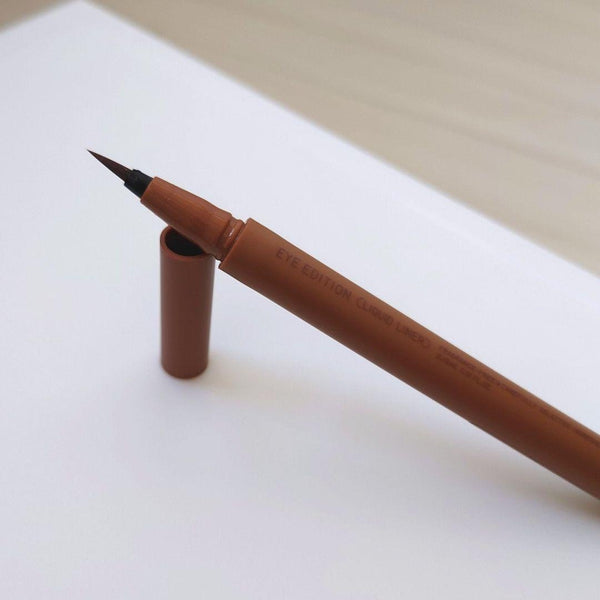 에투세 아이 에디션 글로잉 리퀴드 아이라이너 글로우 브라운 0.35ml