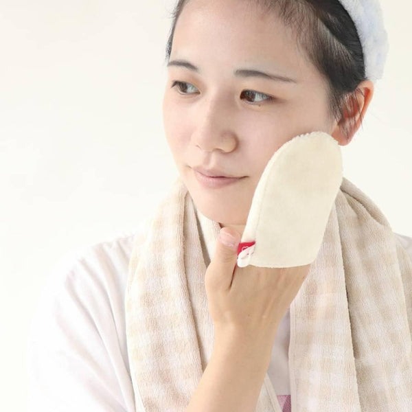 키누야 100% 실크 페이스 클렌징 미튼 젠틀 엑스폴리에이팅 장갑