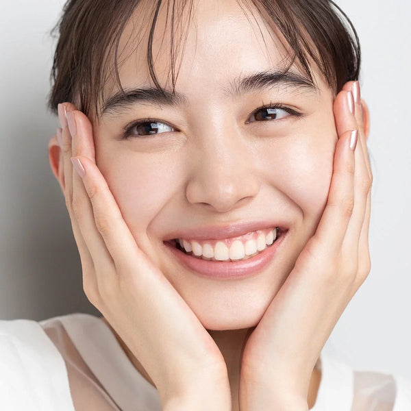 막힌 모공을 위한 아쿠아라벨 밀키 무스 폼 페이셜 클렌저 130g