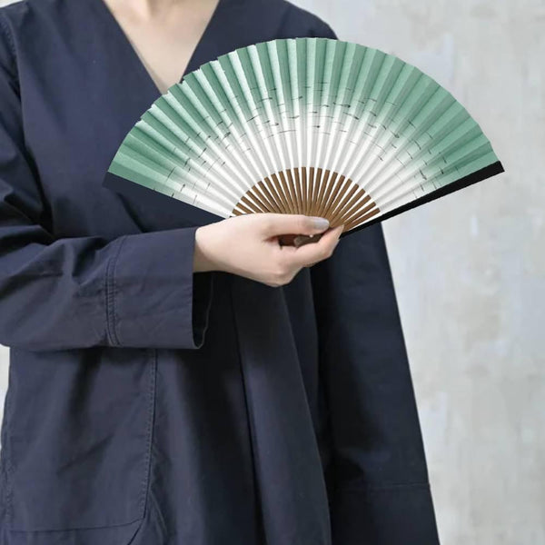 흐르는 물속의 야마니 물고기 센수 휴대용 부채 22.5cm